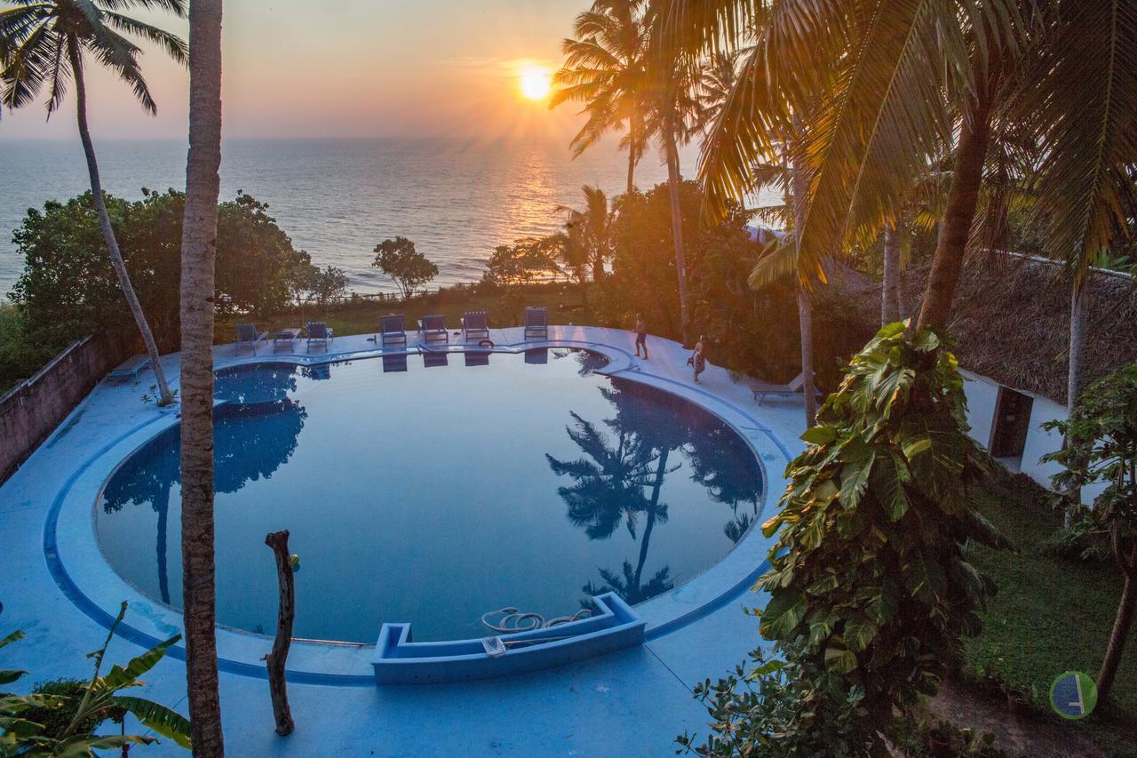 The Eco Hotel Varkala Ngoại thất bức ảnh